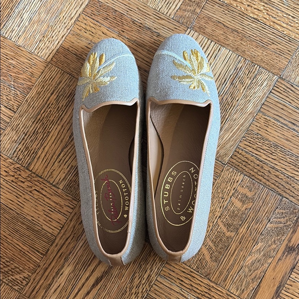 Stubbs & Wootton Women's Gray and Gold Embroidered Loafers